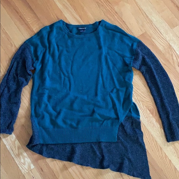 Fashionable sweater from Nordstrom - Picture 1 of 4